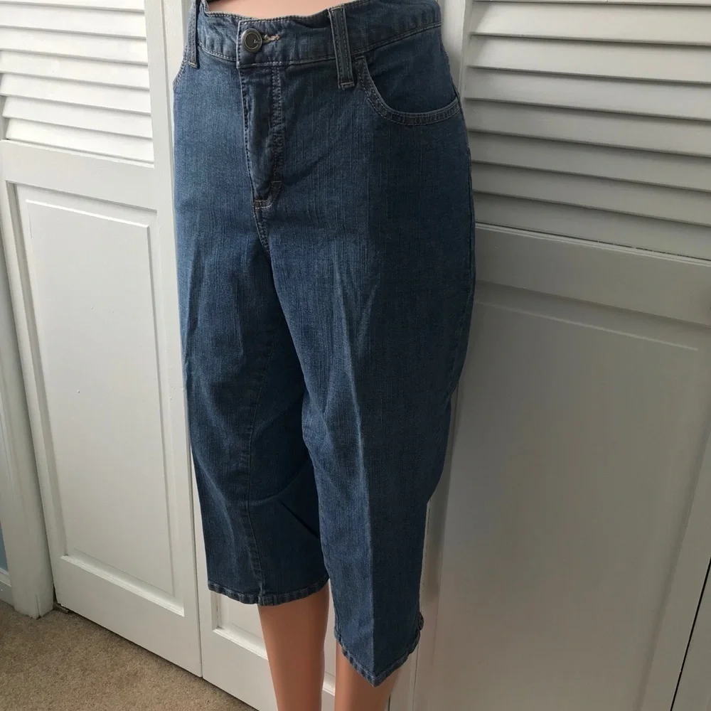 3/$25 Lee Slender Secret Cotton Blend Blue Jeans